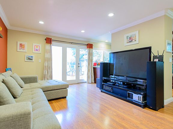 5th image of 6015 Blackbird Ct