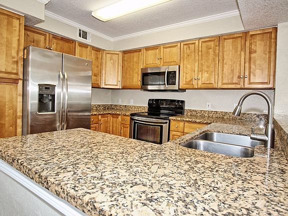4th image of 14049 Fairway Island Dr APT 128