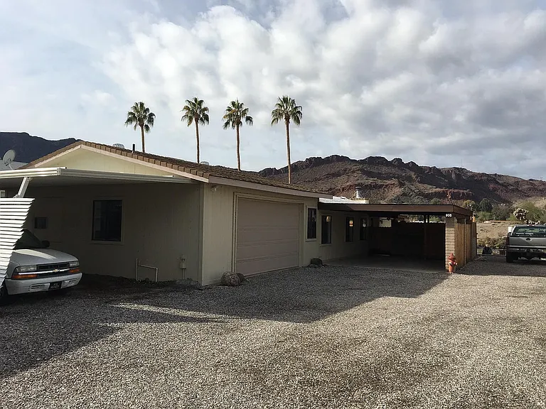3170 N Highway 95 — Photo 2