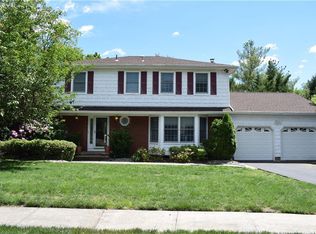 7 Schindler Ct, East Brunswick, NJ
