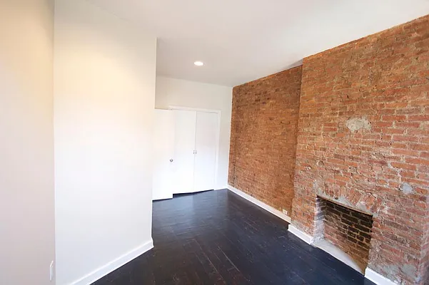 Rented by J Backer Group Inc | media 54