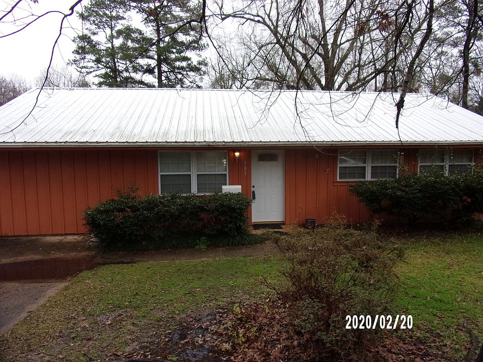 1st image of 303 Hathaway Dr