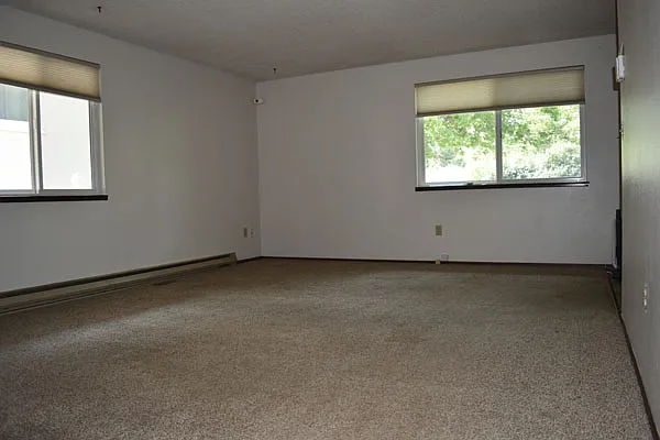 2918 W Sherwood Ave — Photo 5
