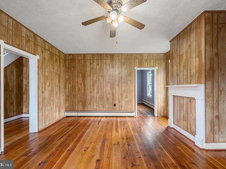 309 N Lawrence St — Photo 5