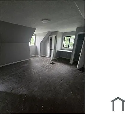 14205 Sylvia Ave — Photo 5