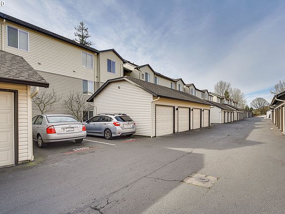 2nd image of 5264 NE 121st Ave APT 263