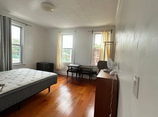77-02 164th St FLOOR 2, Fresh Meadows, NY 11366