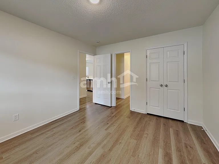 165 Bristol View Cir — Photo 12