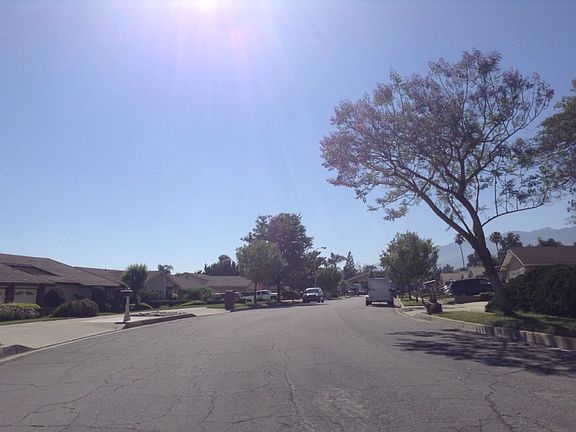 4th image of 9193 Apricot Ave