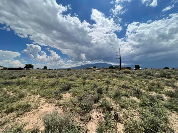 4812 Kim Rd NE, Rio Rancho, NM 87144