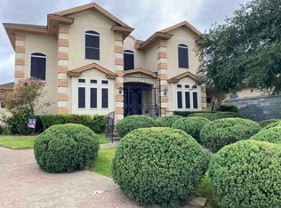 3013 Robert Frost, Laredo, TX 78041