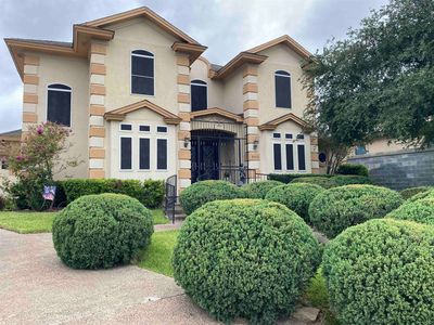 3013 Robert Frost, Laredo, TX, 78041