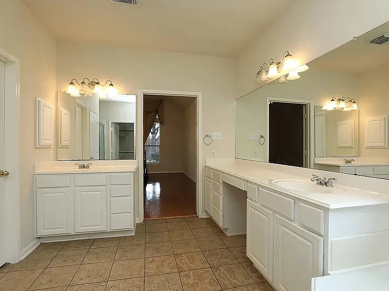 6523 Trenton Lake Ln — Photo 10