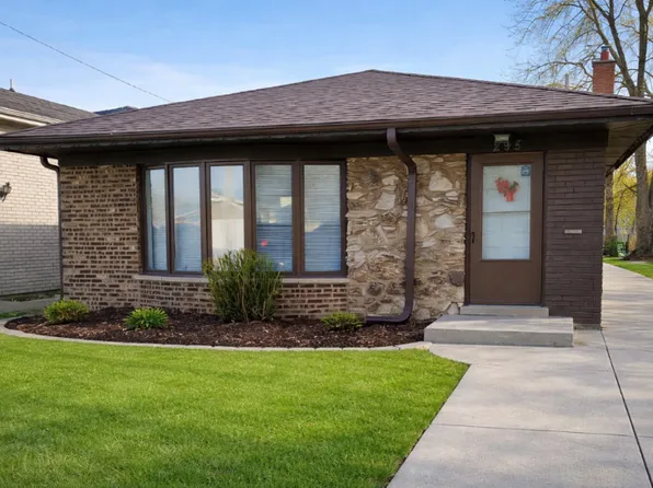 295 Saginaw Ave, Calumet City, IL 60409