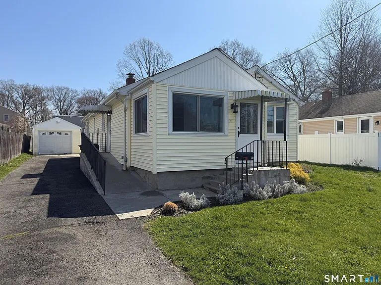 65 Roseville St — Photo 31