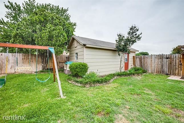 1st image of 1902R Meadowview Dr