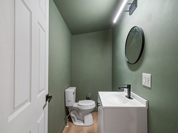 5th image of 816 E 10th Ave