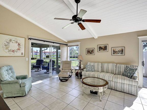 4th image of 14899 Crescent Cove Dr