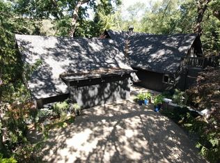 2516 Starkweather Rd, Rockford, IL 61107