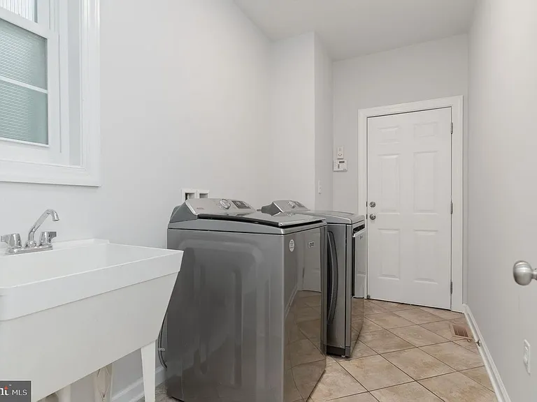 Laundry Room Behind Kitchen