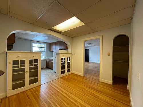 1019 S Farwell St #202 Photo 1