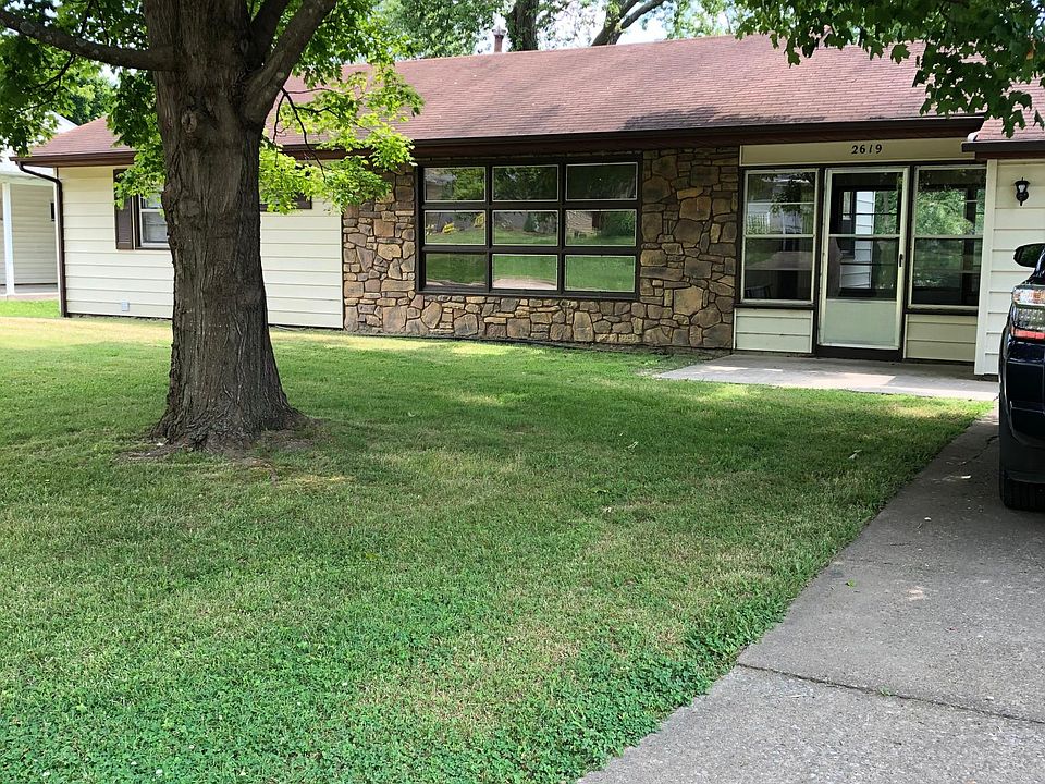 1st image of 2619 Leroy Dr