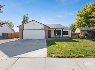 545 Knights Cir, Nampa, ID 83687