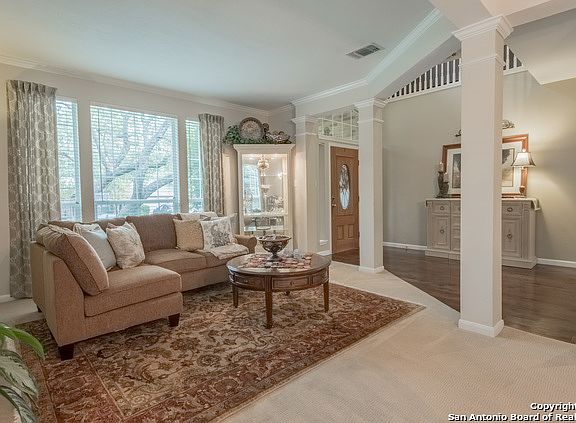 3rd image of 22 Grants Lake Dr