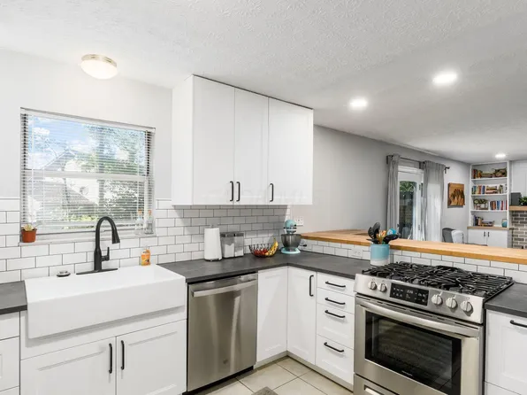811 Lindenhaven Ct, Columbus, OH 43230