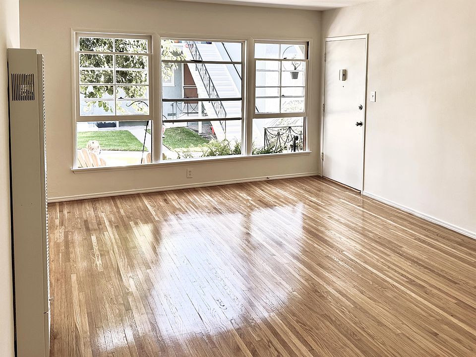 1st image of 2314 28th St APT 4