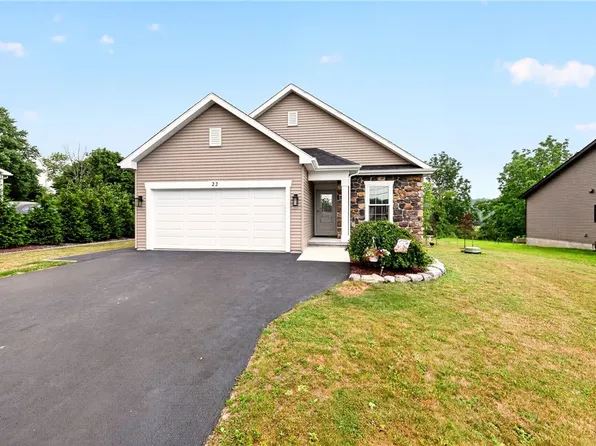 22 Bennett Ave, Bloomfield, NY 14469