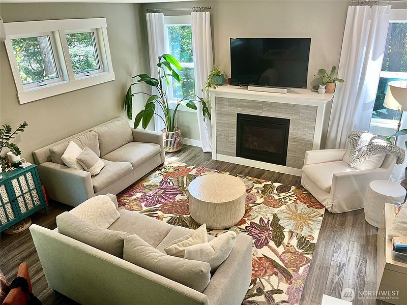 3rd image of 1205 E McLeod Road