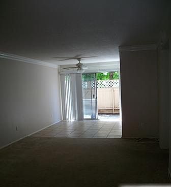 4th image of 3027 E 6th St APT A