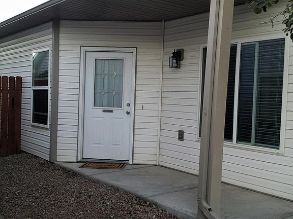2nd image of 2822 1/2 Village Park Dr