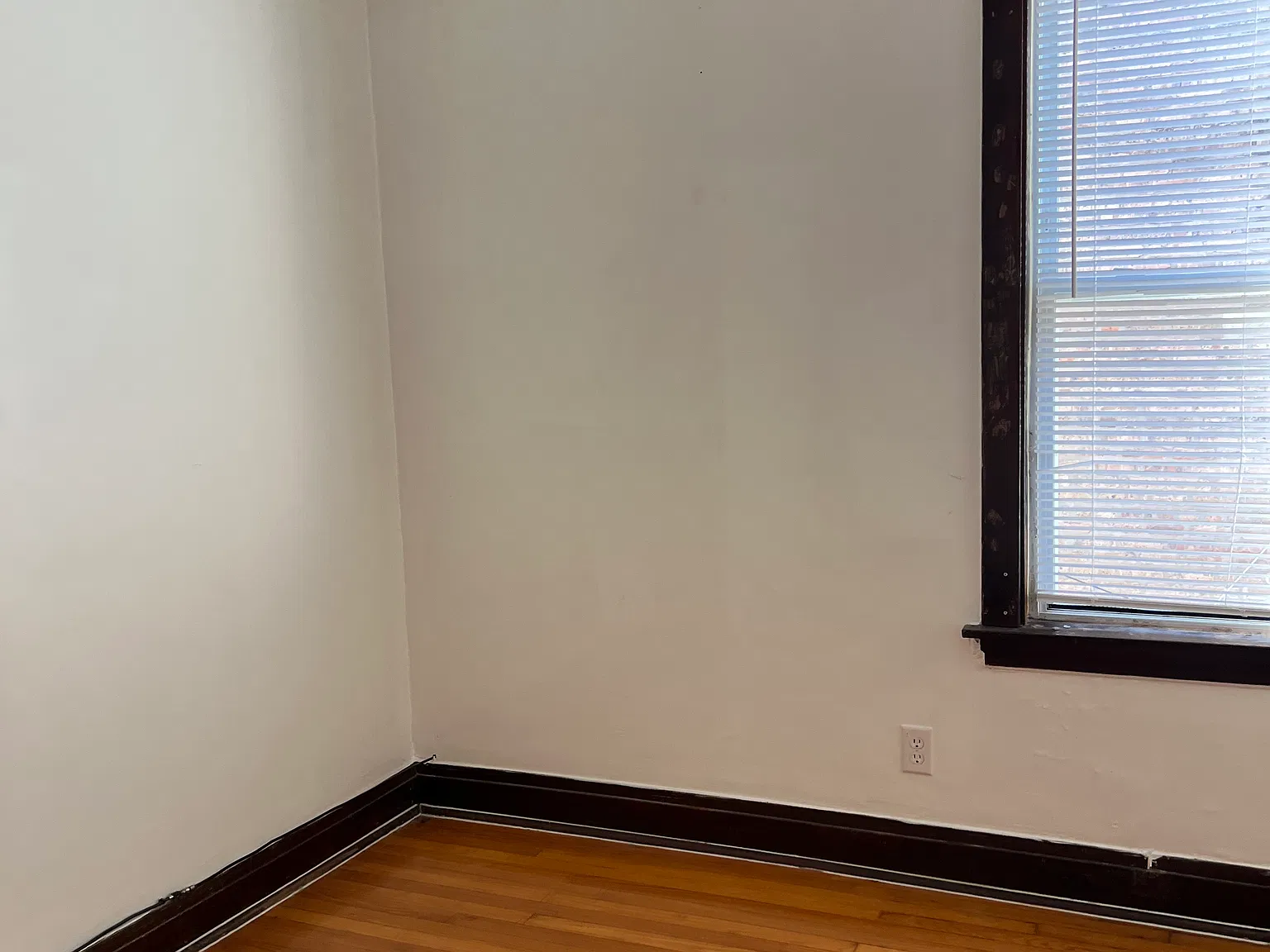 3 bed, $2,000 — Photo 4