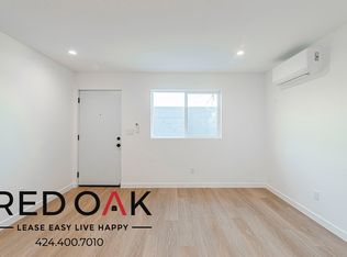 850 W 83rd St #3/4, Los Angeles, CA 90044