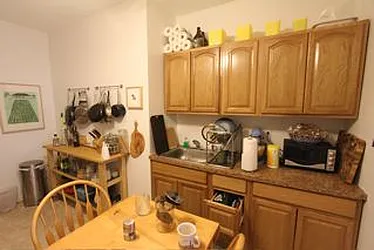 Rented by Robyn Lee, LREB