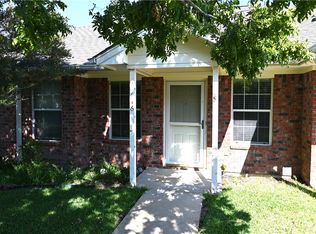 616 N Hearne St #616, Franklin, TX 77856