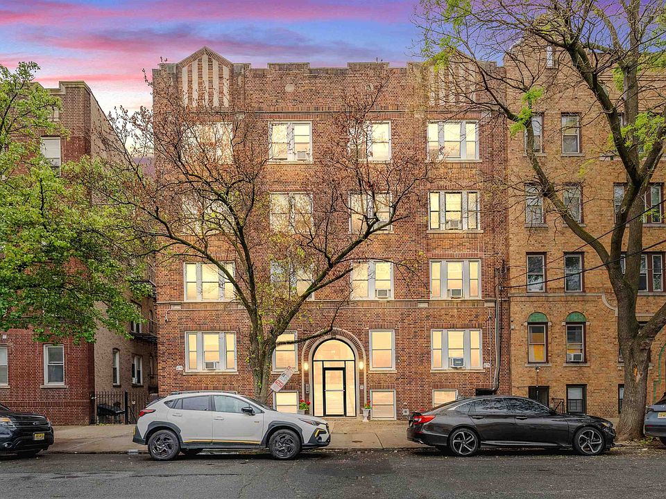 1st image of 57 Corbin Ave APT B2