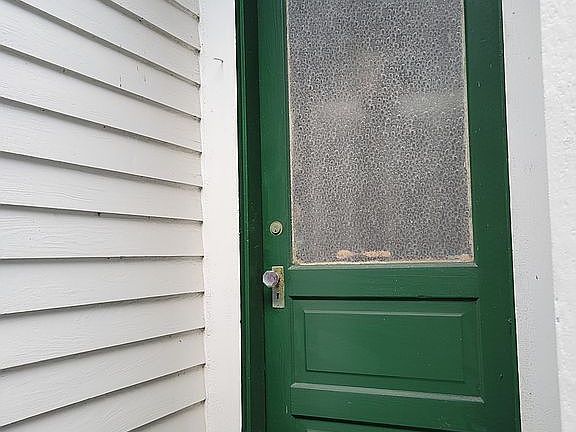 2nd image of 2208-2210 General Taylor St