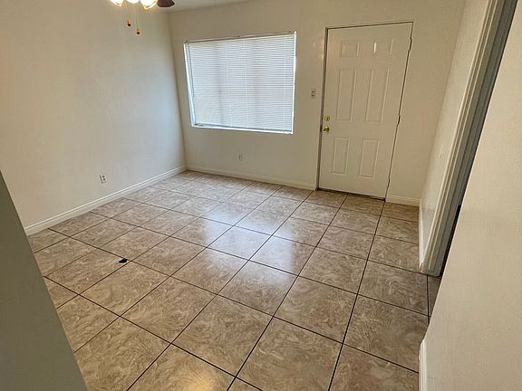 3rd image of 803 Knotts St #A