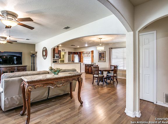 5th image of 7102 Grand Valley Dr
