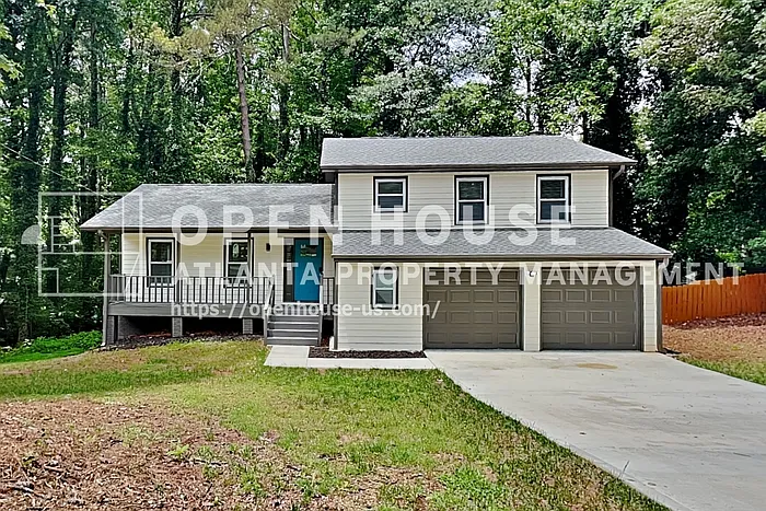 798 Brownlee Ln — Photo 1