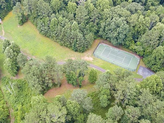 4th image of 828 Cove Lake Dr