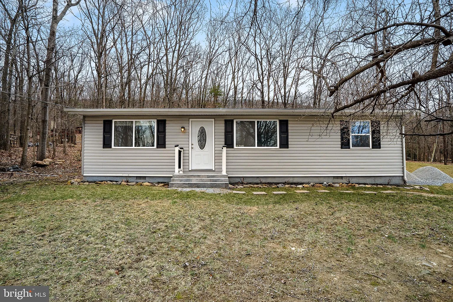 771 Rolling Ln photo 1