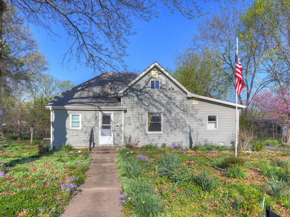 1516 S Oronogo Street, Webb City, MO 64870