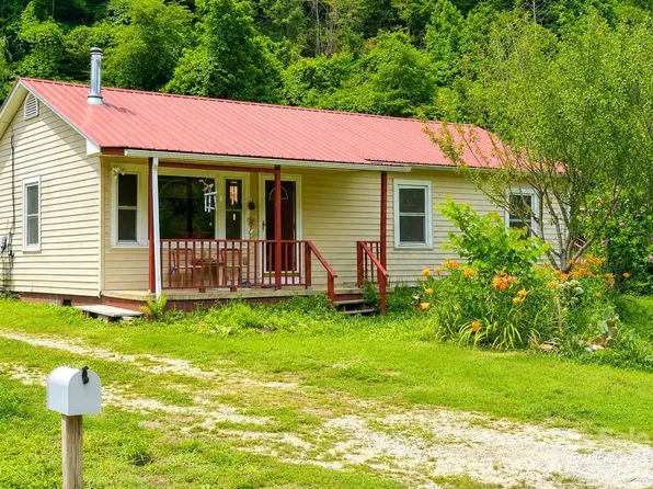 522 Old Us Highway 70 W, Old Fort, NC 28762