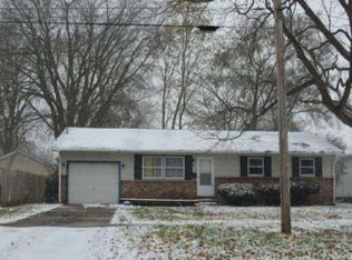 433 N Piatt St, Bement, IL 61813