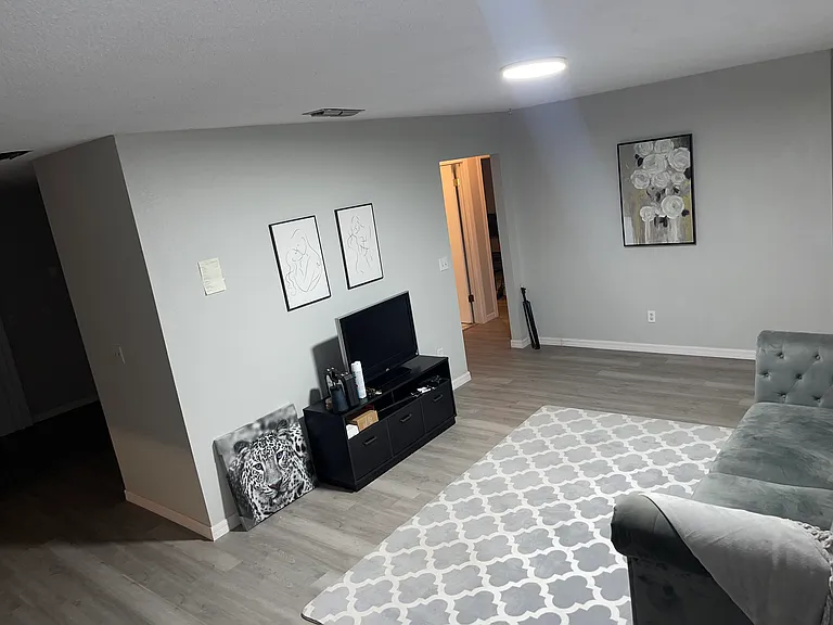 819 Shannon St — Photo 4