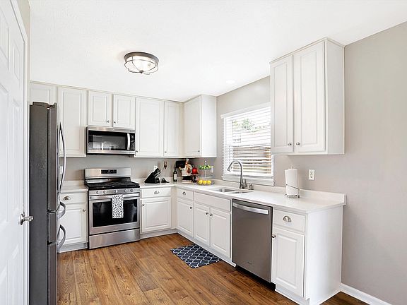 5th image of 6287 Lancaster Pl